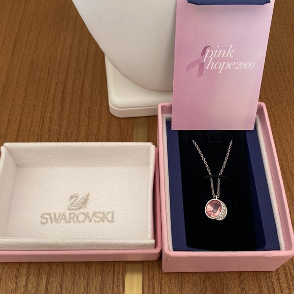 Rare. Retired Swarovski Breast Cancer Awareness 2009 Pink Hope Necklace. NIB - Picture 16 of 17